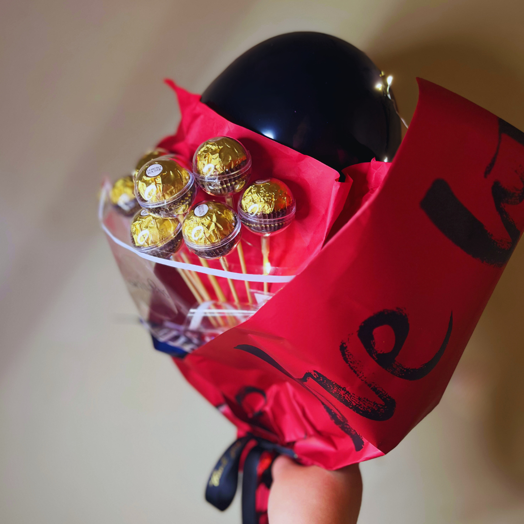 HeartGlow Ferrero Bouquet (Includes 2 Balloons)